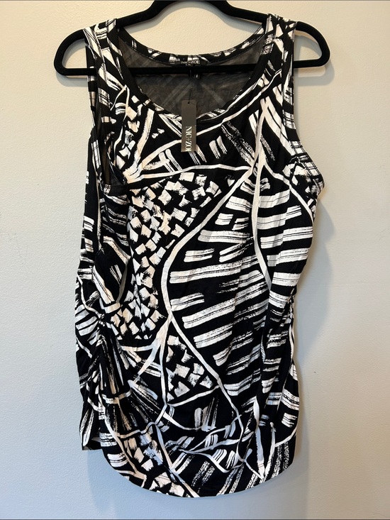 NIC+ZOE Tops - NIC+ZOE Black and White Printed Tank Top